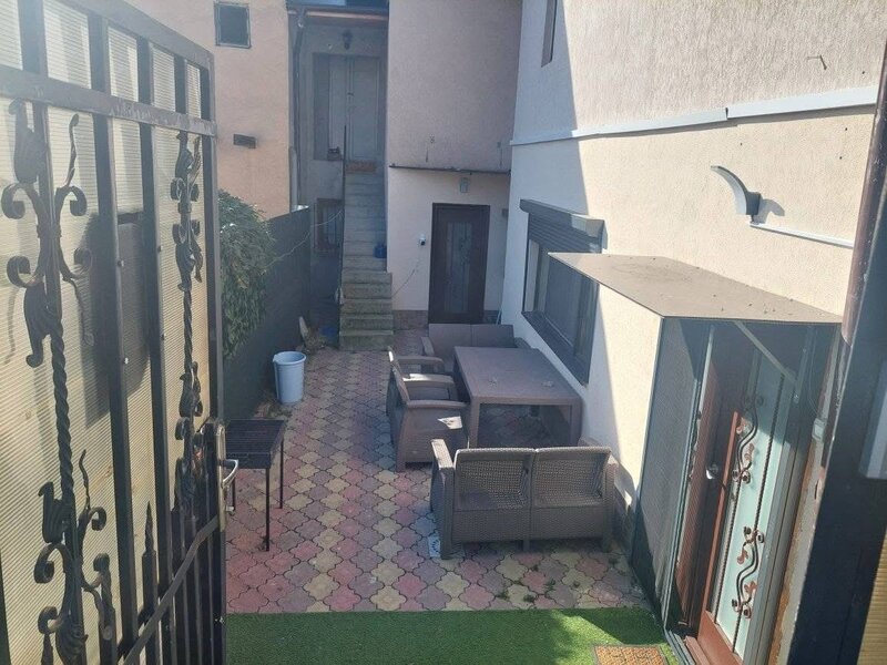 Nicolae Giulesteanu, Giulesti, Bucuresti.